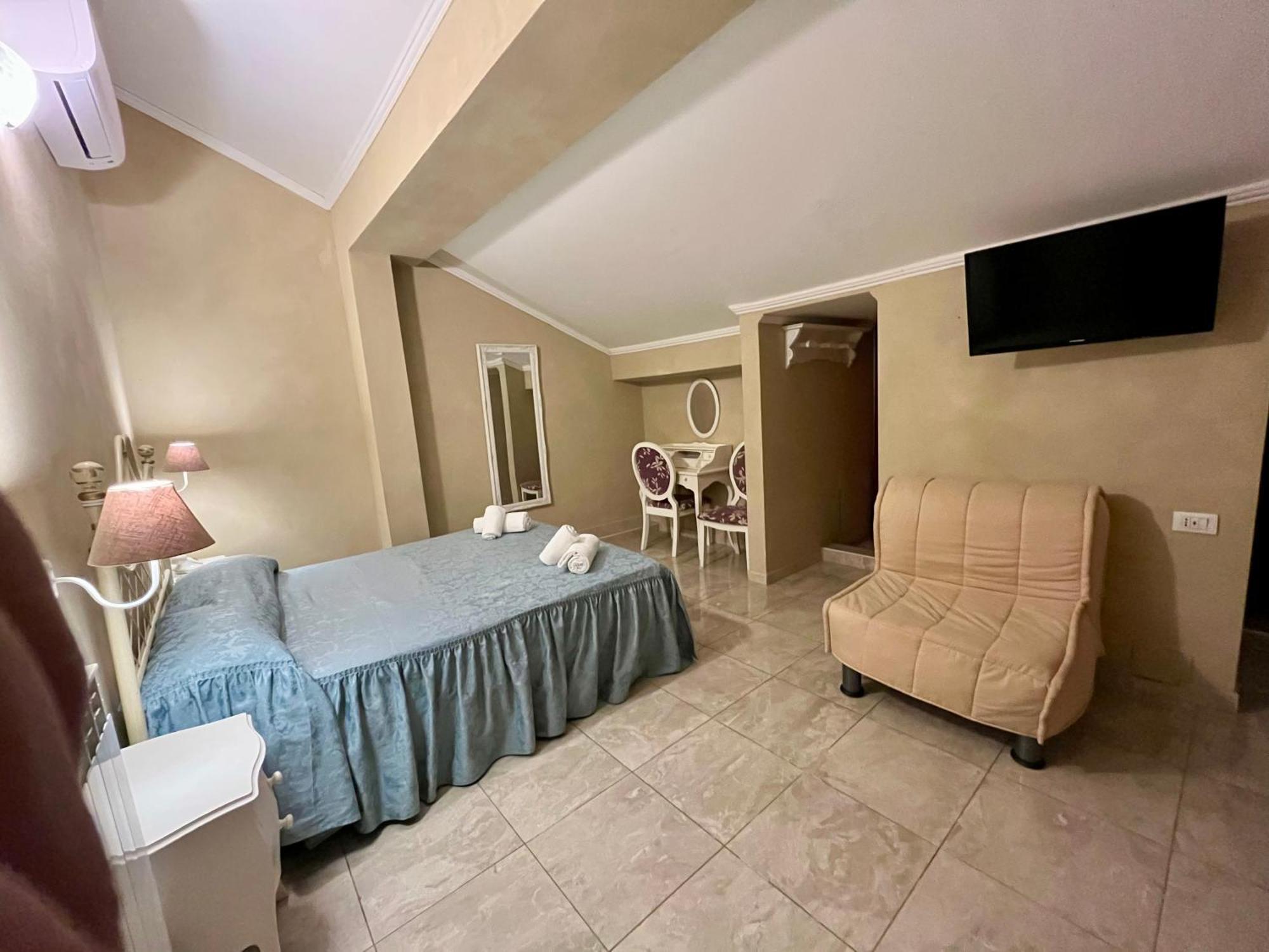 Boutique Calais Milán